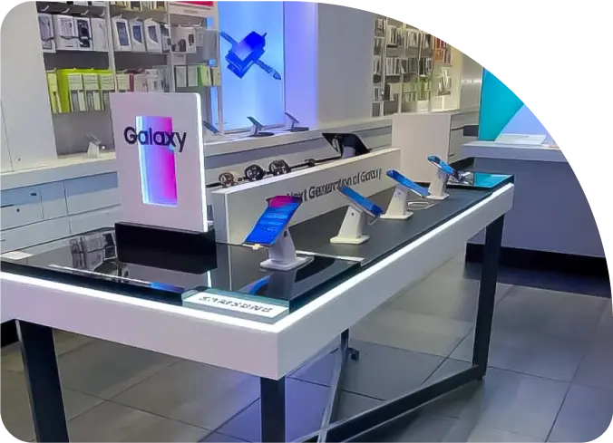 Consumer-Technology-Display